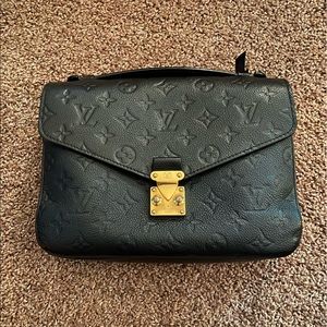 Louis Vuitton Pochette Metis Black Empreinte